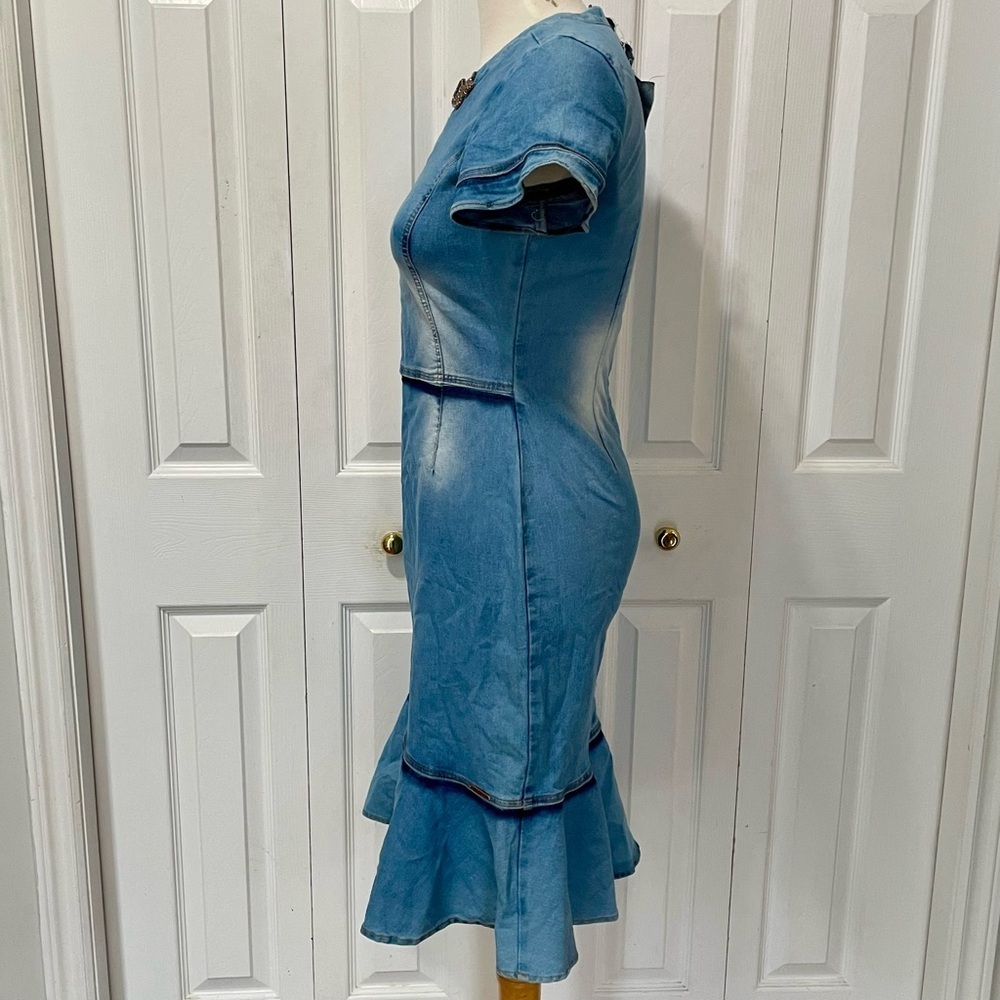 NWT Joyaly Demin Acid Wash Bombshell Dress Size 38. - Picture 7 of 15